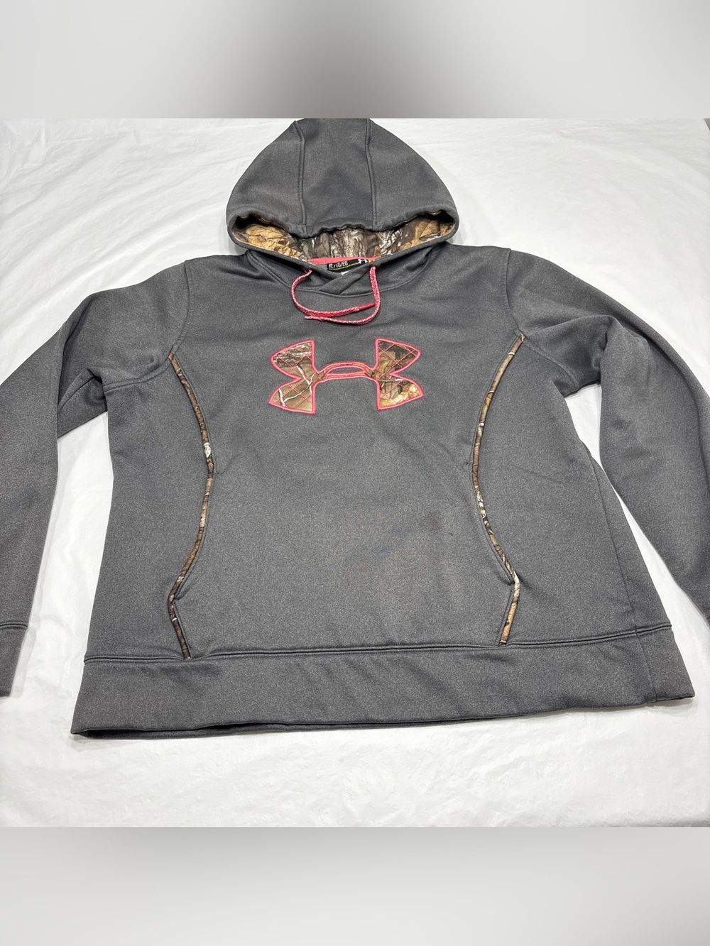 Under Armour Storm Semi Fitted Gray Pink Camo Hoodie Sweatshirt Women’s XL Stain